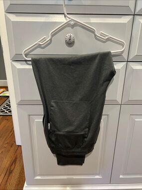 Rhoback Men’s Gray Joggers XXL LIKE NEW